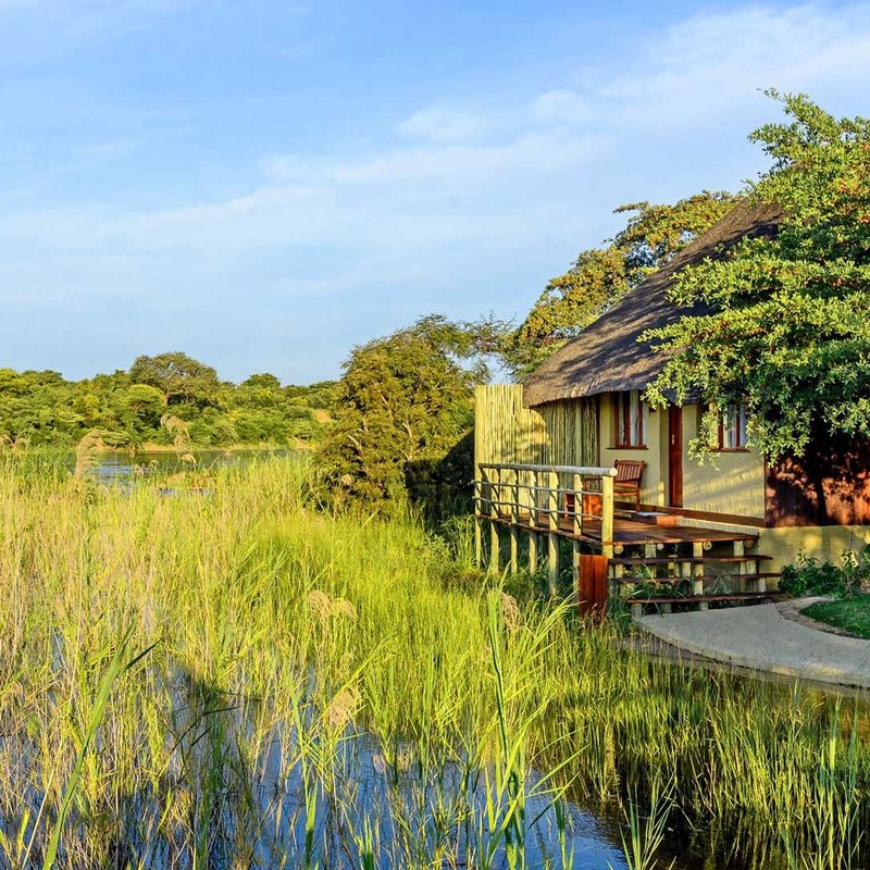 Hakusembe River Lodge