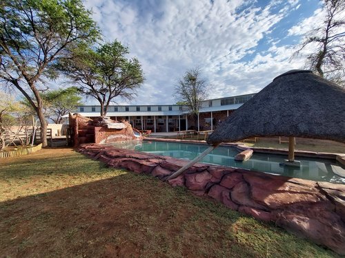 West Nest Lodge