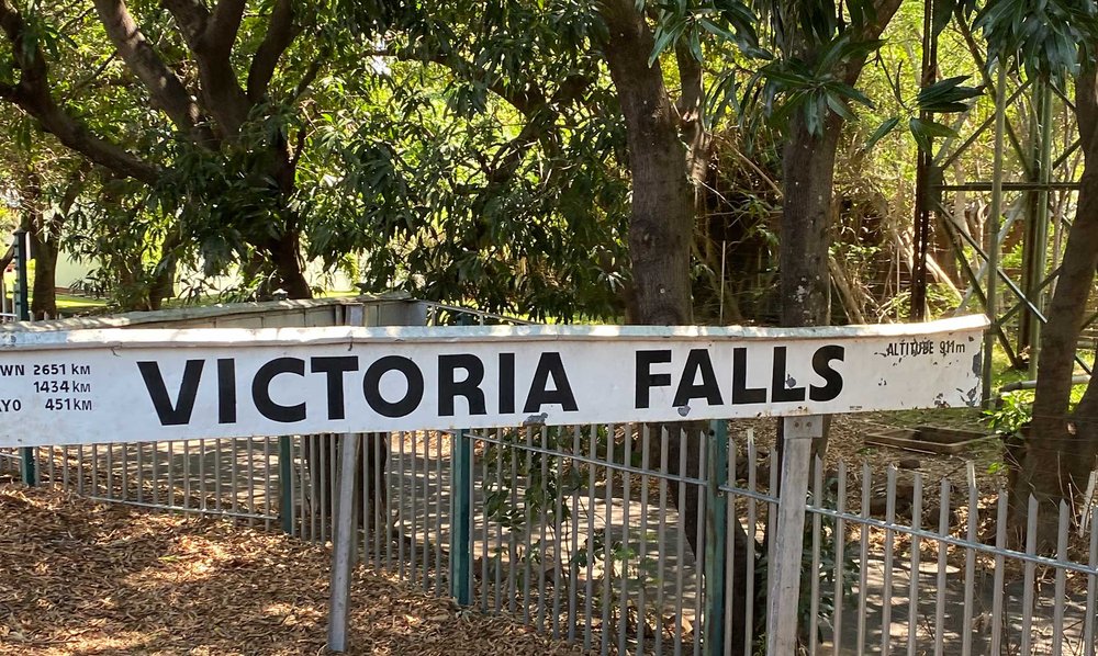 Victoria Falls Schild